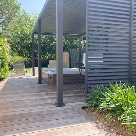Un Moment A La Campagne Bed & Breakfast Pleuven Exterior photo